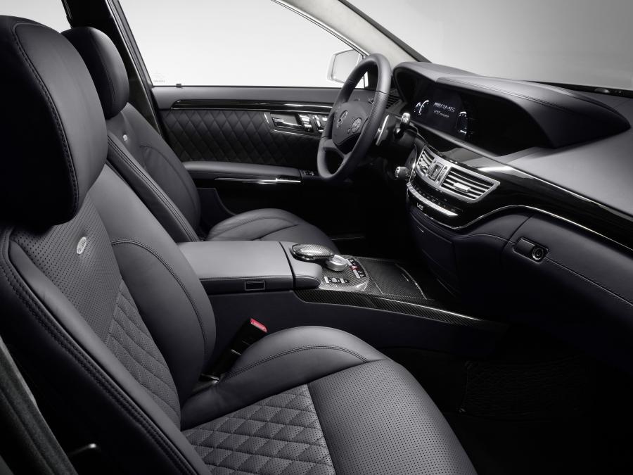  Mercedes-Benz S65 AMG 2009 года  (фото 14 из 21)